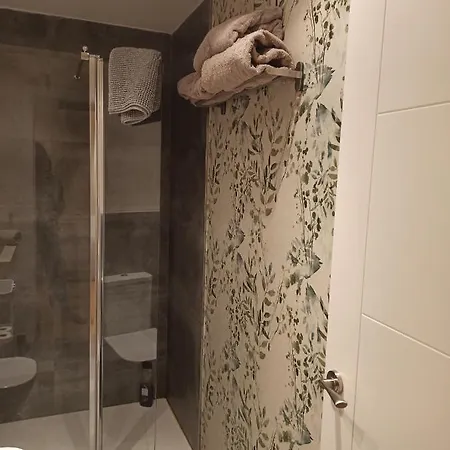 公寓 Apartamento Independiente Con Jardin Privado 奥维耶多