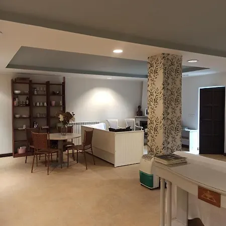 公寓 Apartamento Independiente Con Jardin Privado 奥维耶多
